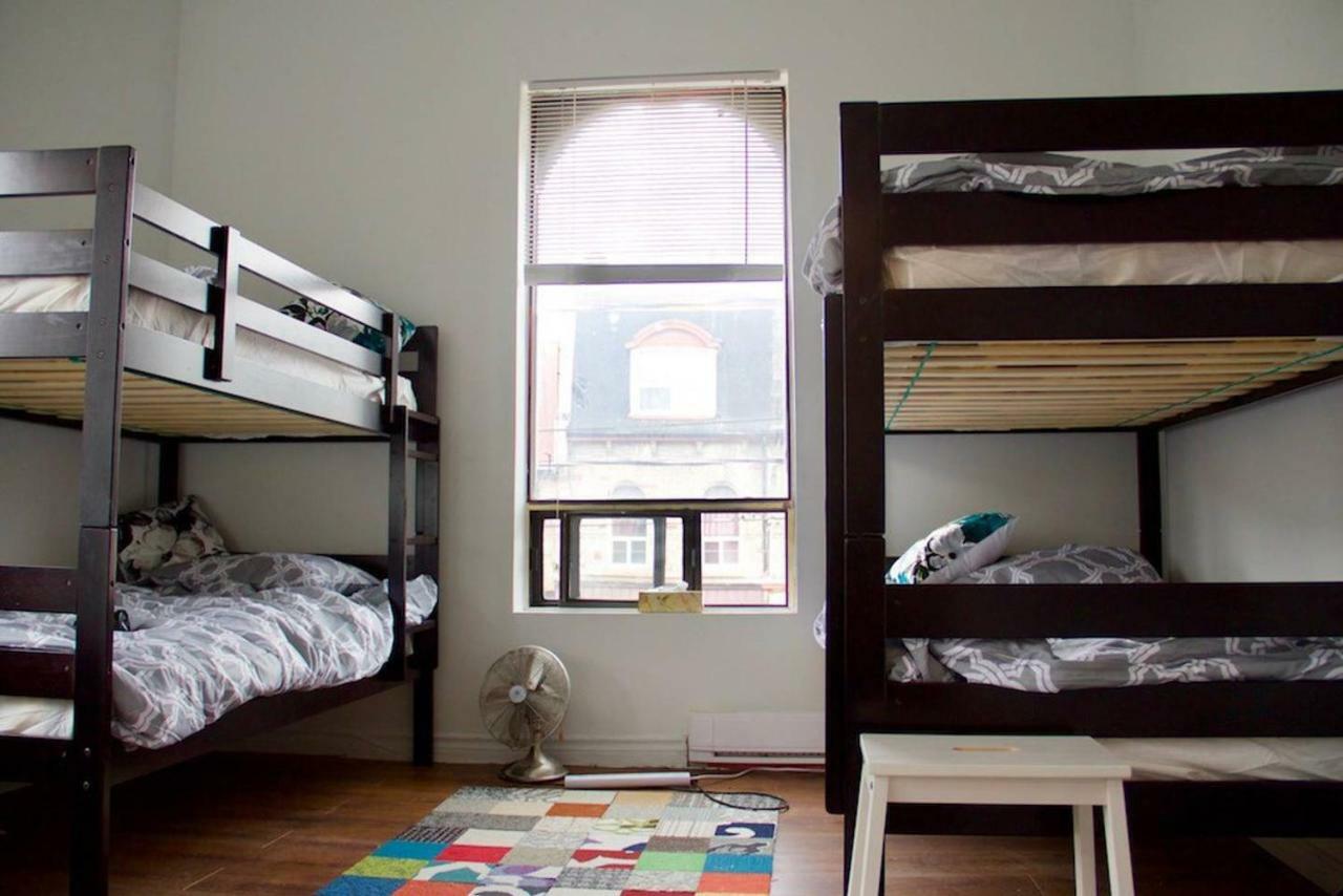 The Parkdale Hostellerie تورونتو أسرّة بيت الشباب الصورة